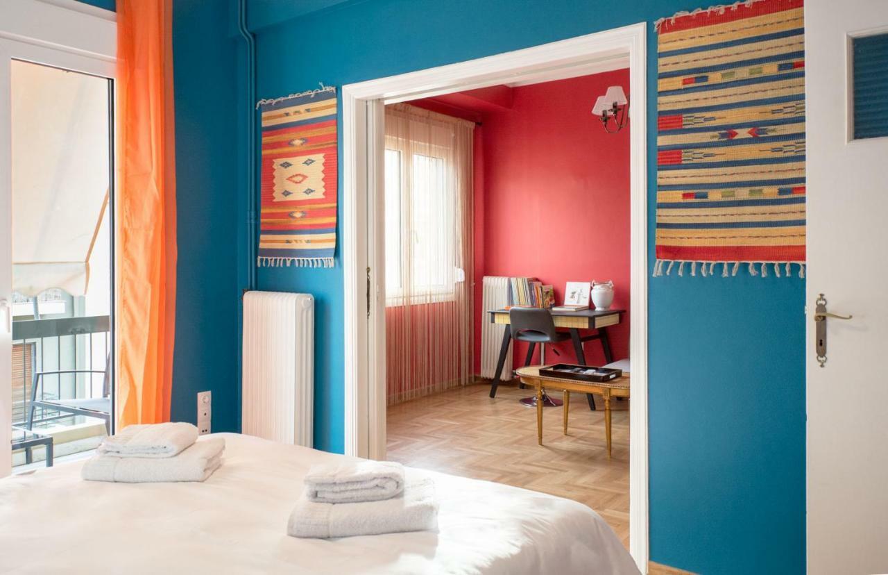 "Casa De Colores", Next To The Metro Athene Buitenkant foto