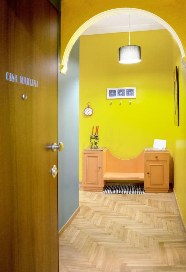 "Casa De Colores", Next To The Metro Athene Buitenkant foto