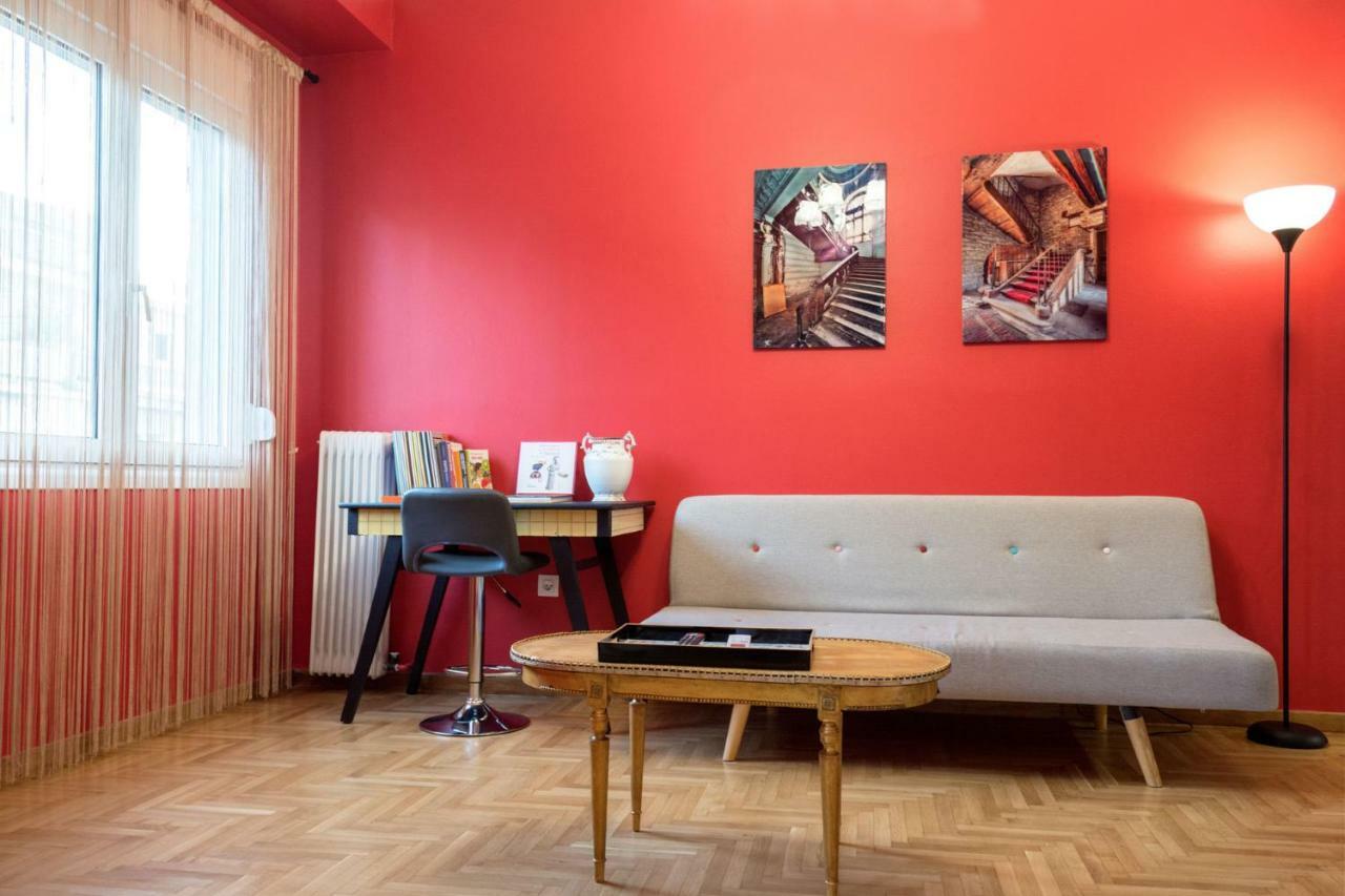"Casa De Colores", Next To The Metro Athene Buitenkant foto